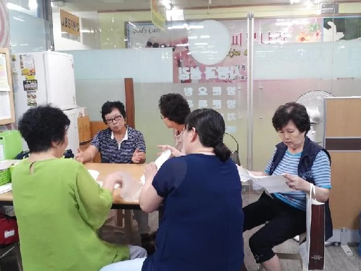 사랑과섬김 재가복지센터 이미지 6
