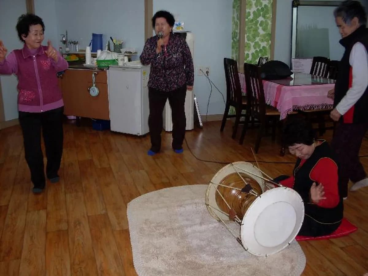 팔공 어르신 노치원 이미지 5