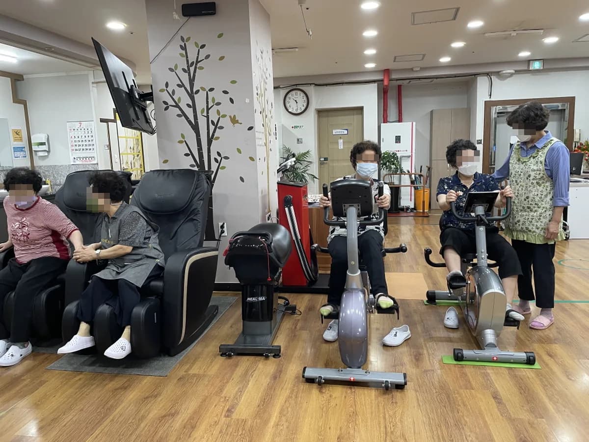 신은빛노인요양센터 이미지 2