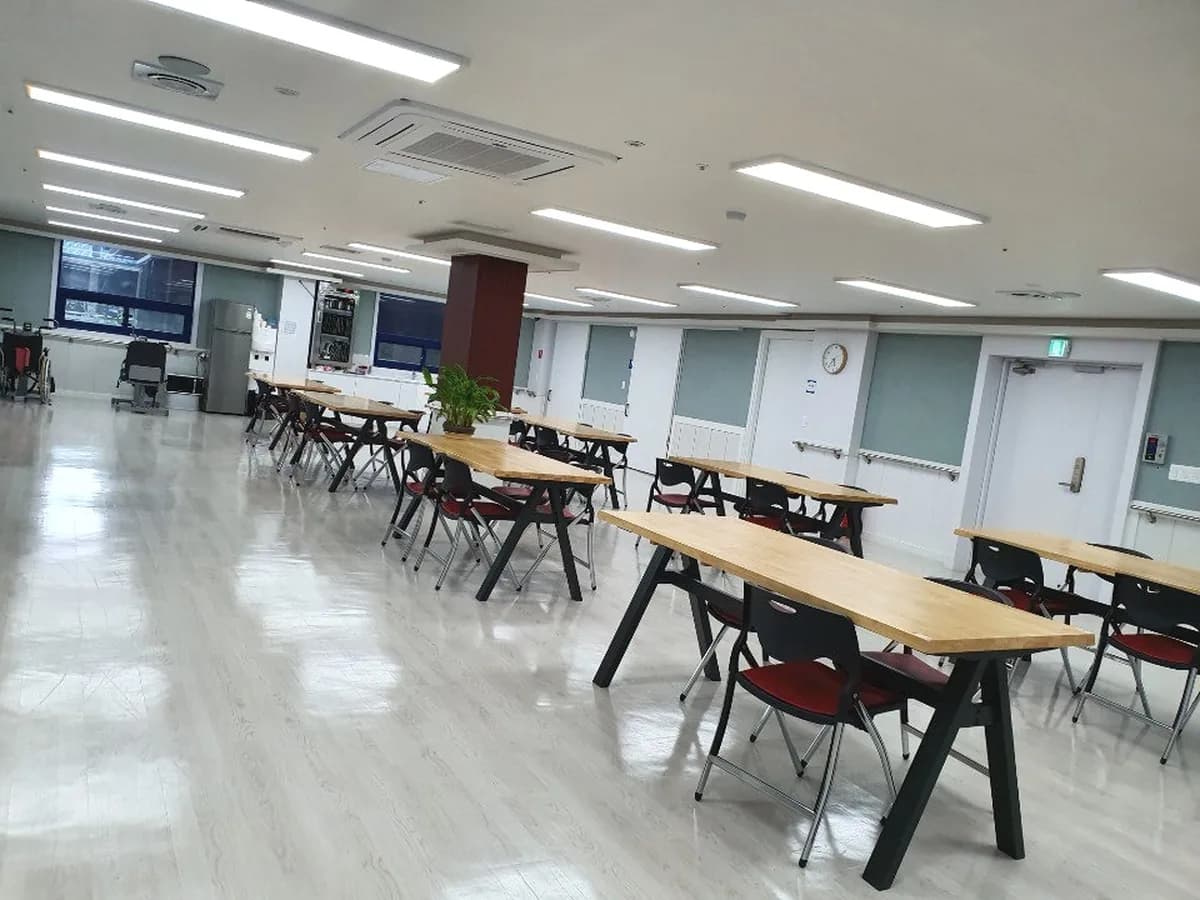 다사랑재활전문주간보호 이미지 2