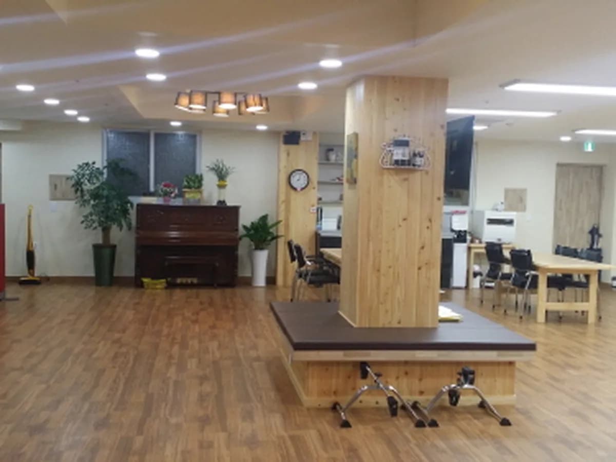 심청이노인복지센터 이미지 6