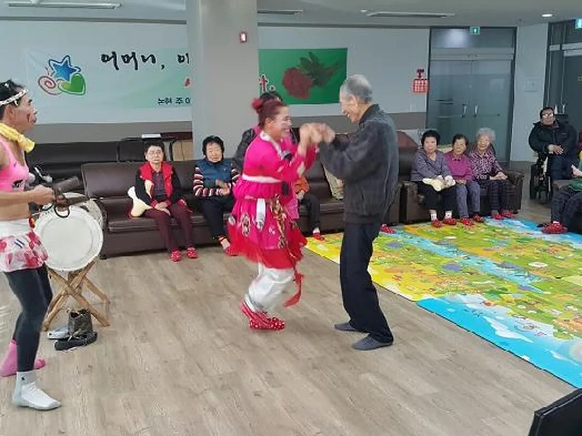 논현주간보호센터 이미지 6