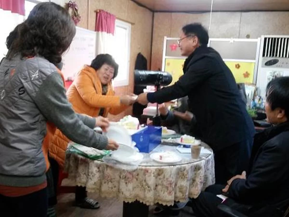 가족재가노인복지센터 이미지 5