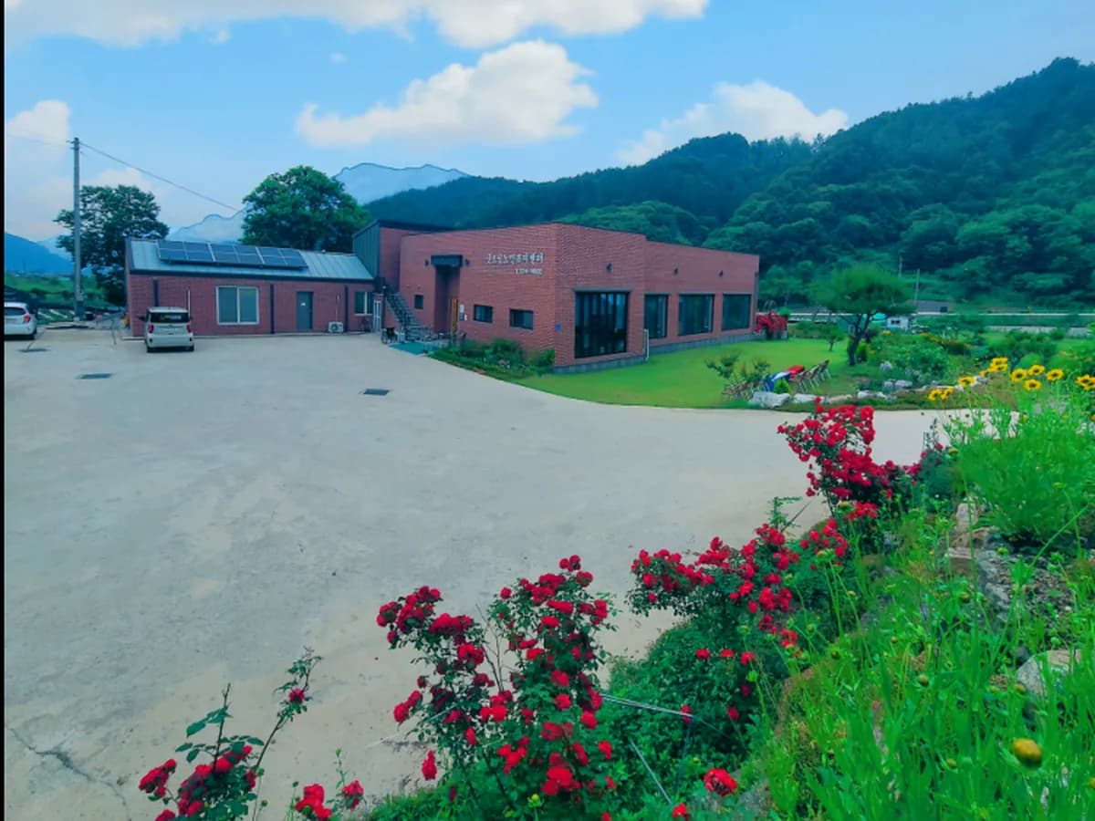 굿모닝노인복지센터 이미지 2