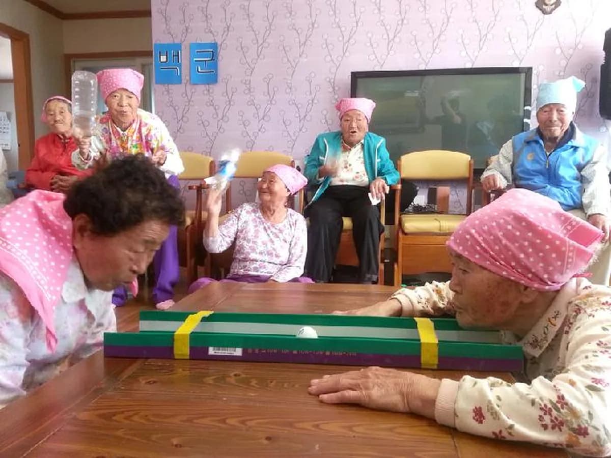 행복65지도노인복지센터 이미지 4