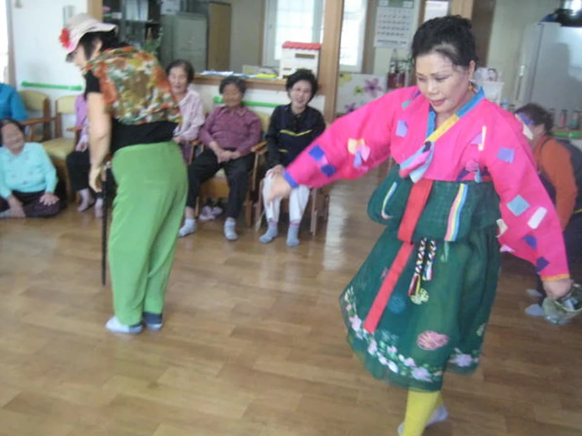 행복65지도노인복지센터 이미지 7