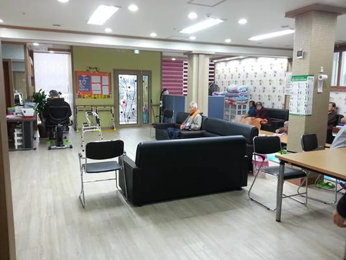 꽃씨재가노인복지센터 이미지 7
