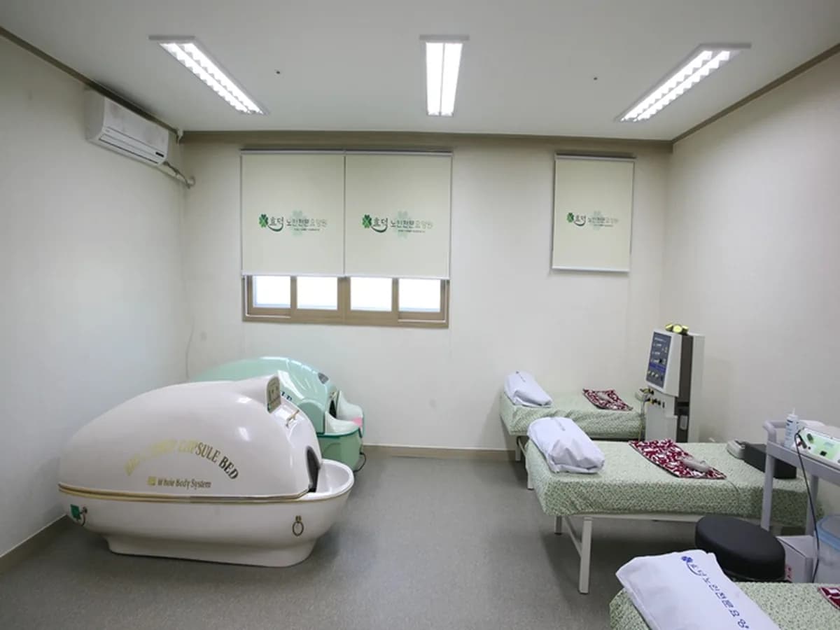 효덕노인전문요양원 이미지 6