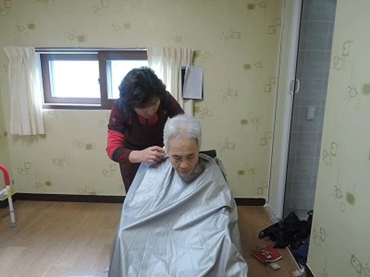 공덕의집 노인요양원 이미지 1