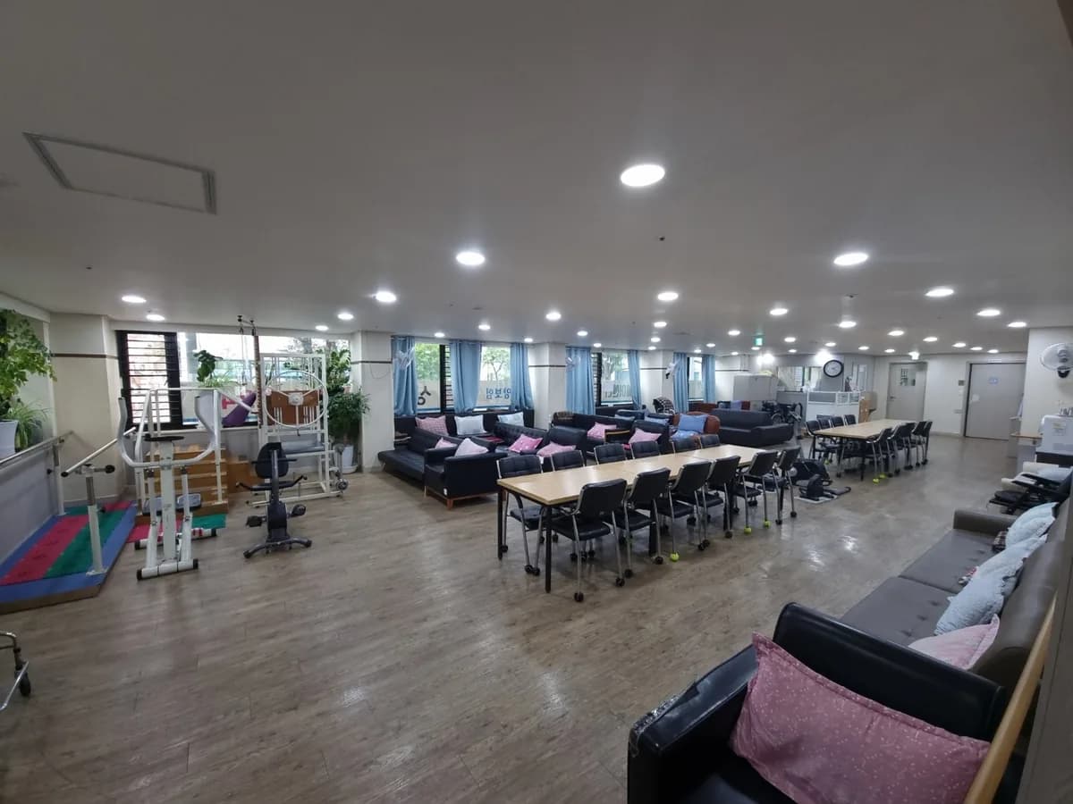 "강북햇살데이케어센터" 이미지 1