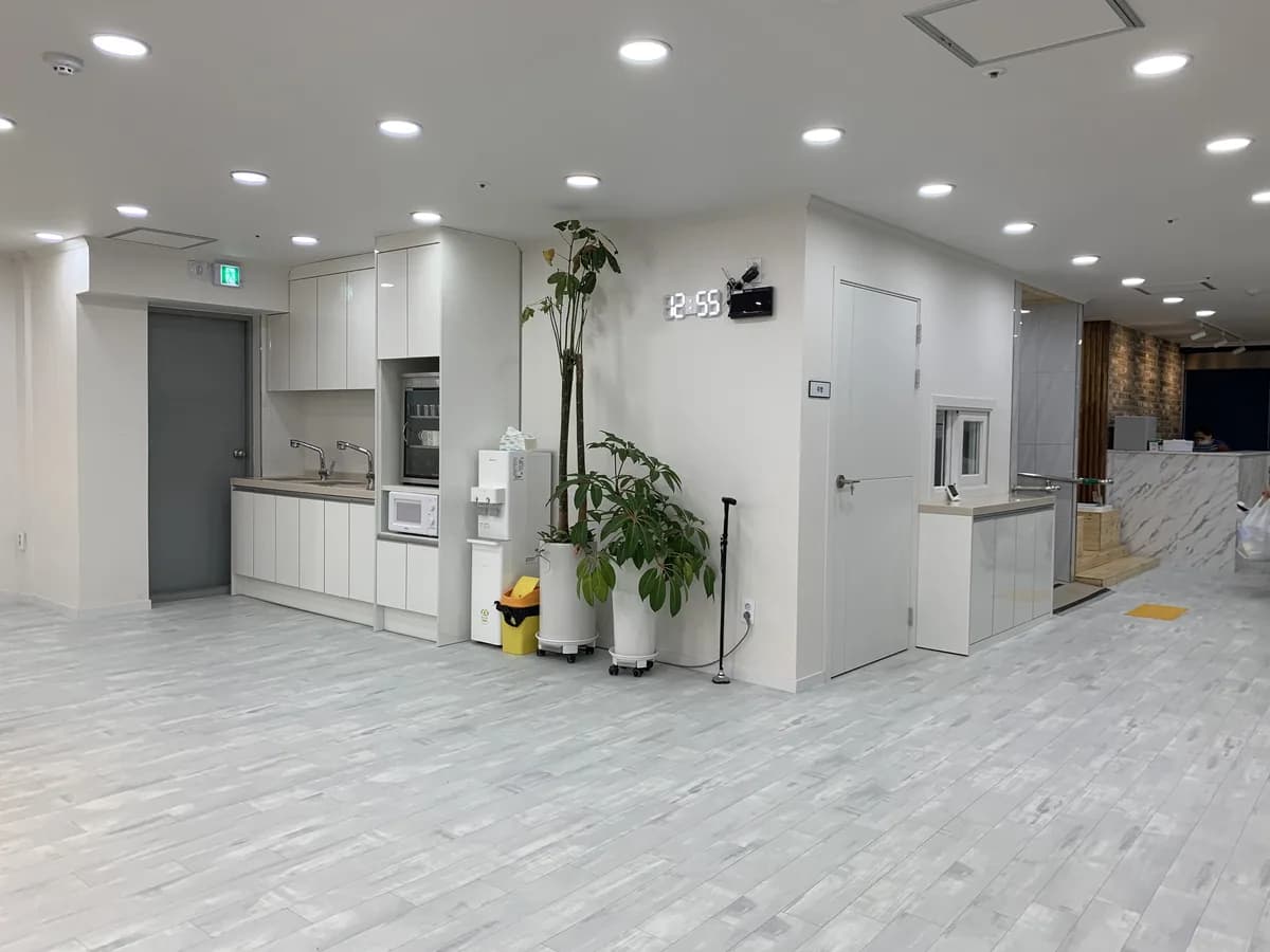 기억튼튼 재활전문 데이케어센터(강북점) 이미지 6