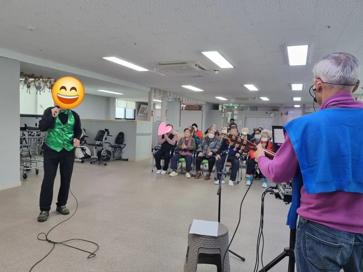 늘봄노인주야간보호센터 이미지 6