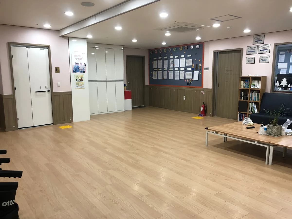 (주)행복나눔주간돌봄센터 이미지 3