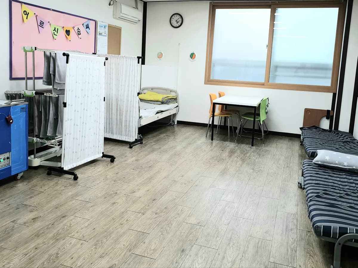 가가호호주간보호센터 이미지 7