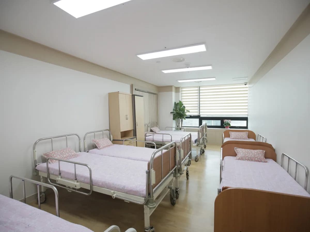 중동노인주간보호센터 중동점 이미지 8