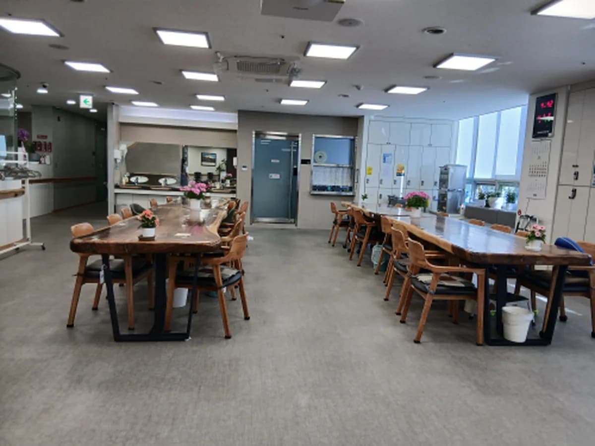 원삼농협재가노인복지센터 이미지 2