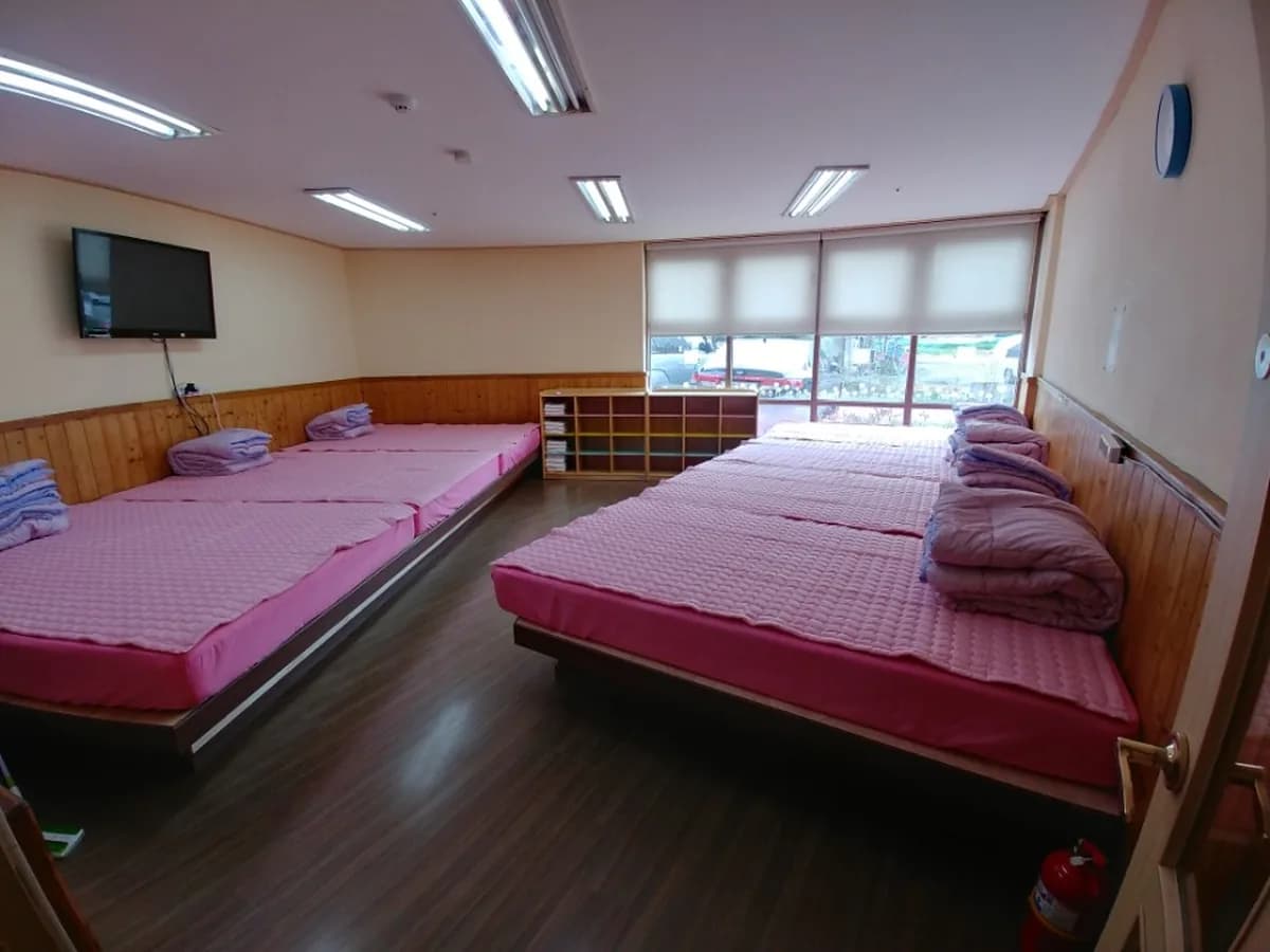 금빛사랑채 어르신주야간보호센터 이미지 7