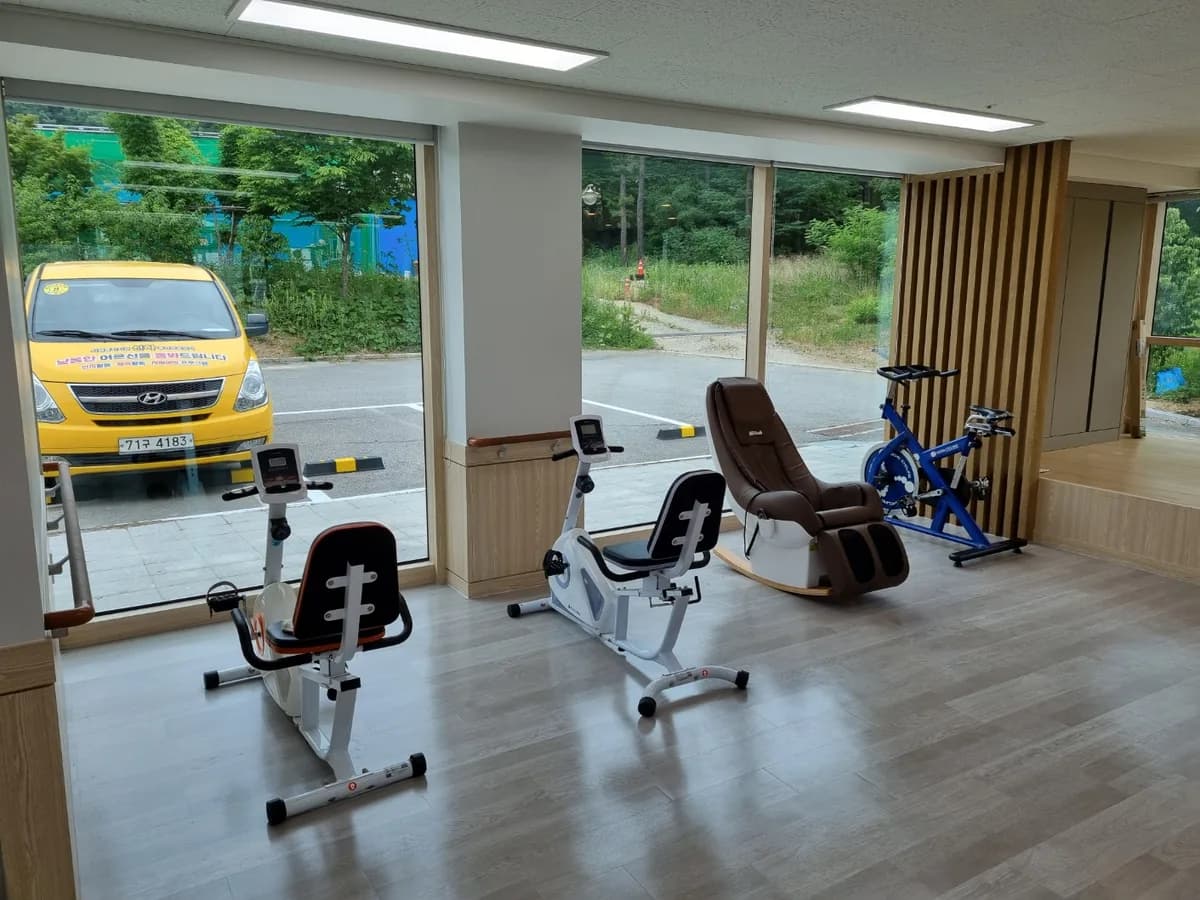 은빛사랑채 신하주간보호센터 이미지 3