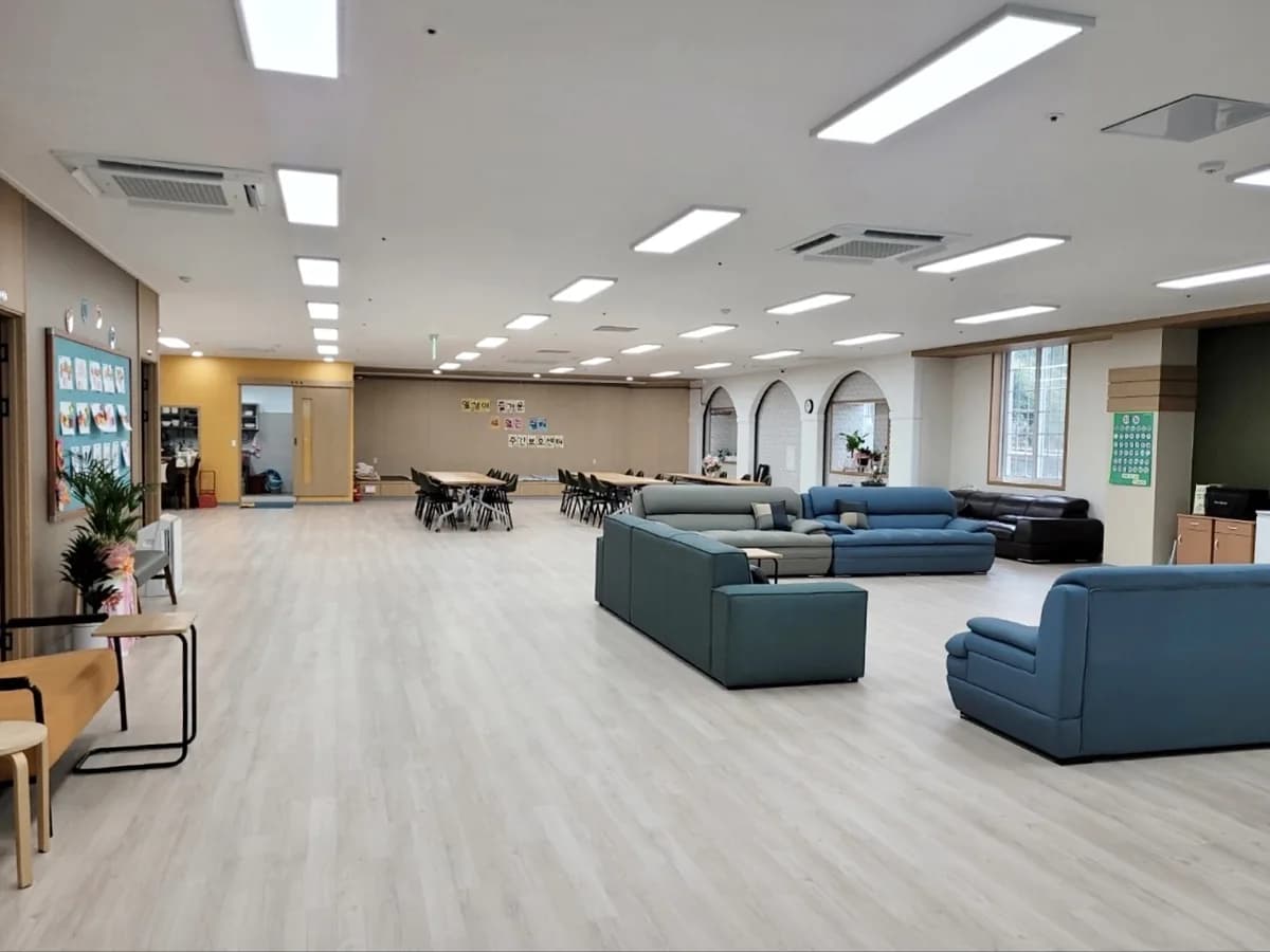 둥굴레둥굴레 주간보호센터 이미지 4