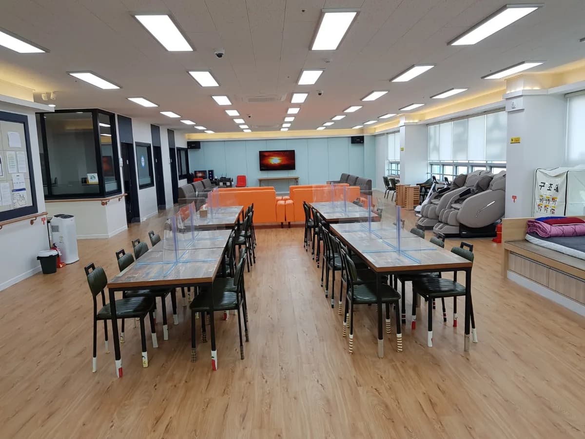 늘행복한 노인복지센터 이미지 2
