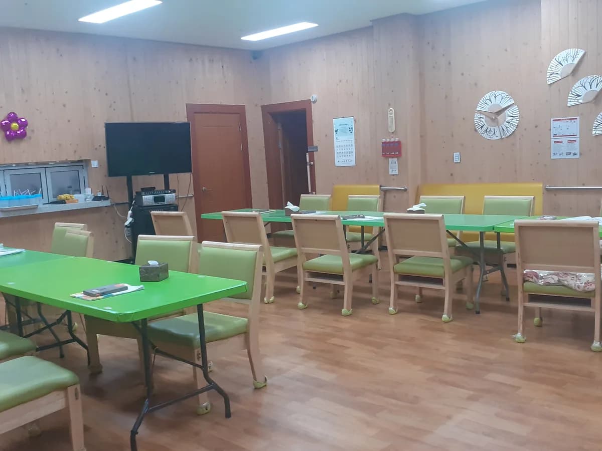 선산중앙재가노인복지센터 이미지 1