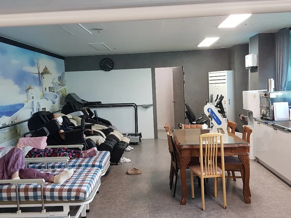 한국복지주간보호센터 이미지 4