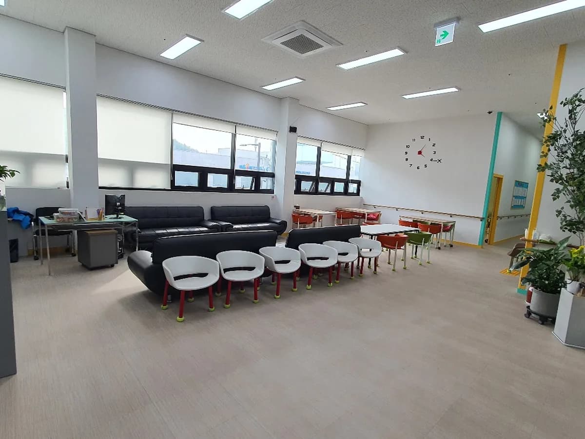 경덕재 주간보호센터 오포점 이미지 2