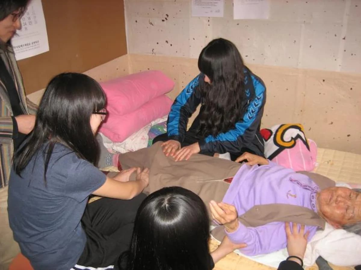 무지개노인복지센터 이미지 2