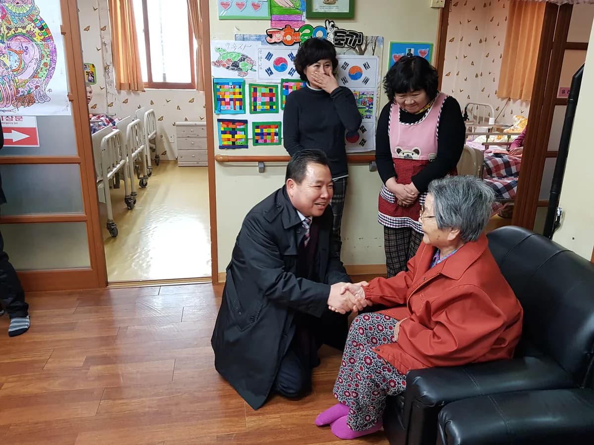 희망노인복지센터 이미지 6